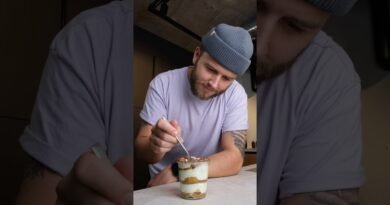 Das luftigste Tiramisu der Welt #youtubeshorts #shorts #tiramisu #dessert #recipe #kochen