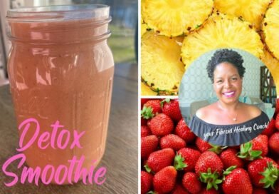 CLEANSING FRUIT SMOOTHIE RECIPE FOR DETOXIFICATION | By: What Chelsea Eats