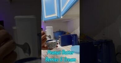 PB Berries & Cream #quickmeals #recipe #foodshorts #recipeshort #foodie #dessert #blackgirlmagic