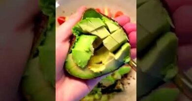 QUINOA SALAD | #recipeshorts #cookingchannel #salad #foodie #deliciousfood #quinoa #shortsvideo
