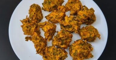 Kattu Keerai Pakoda | Wild Spinach Fritters | Crispy Tea Time Snack