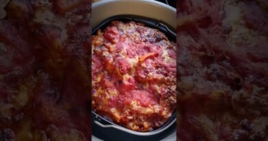 What’s for #lunch? Una idea per #pranzo? Pasta al forno. #homemade #4kvideo #shorts #italiancuisine