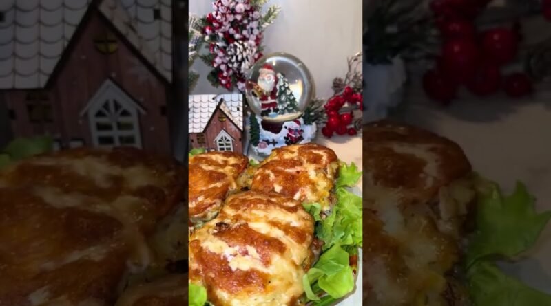 How to Make Juicy Baked Meat for a Festive Dinner